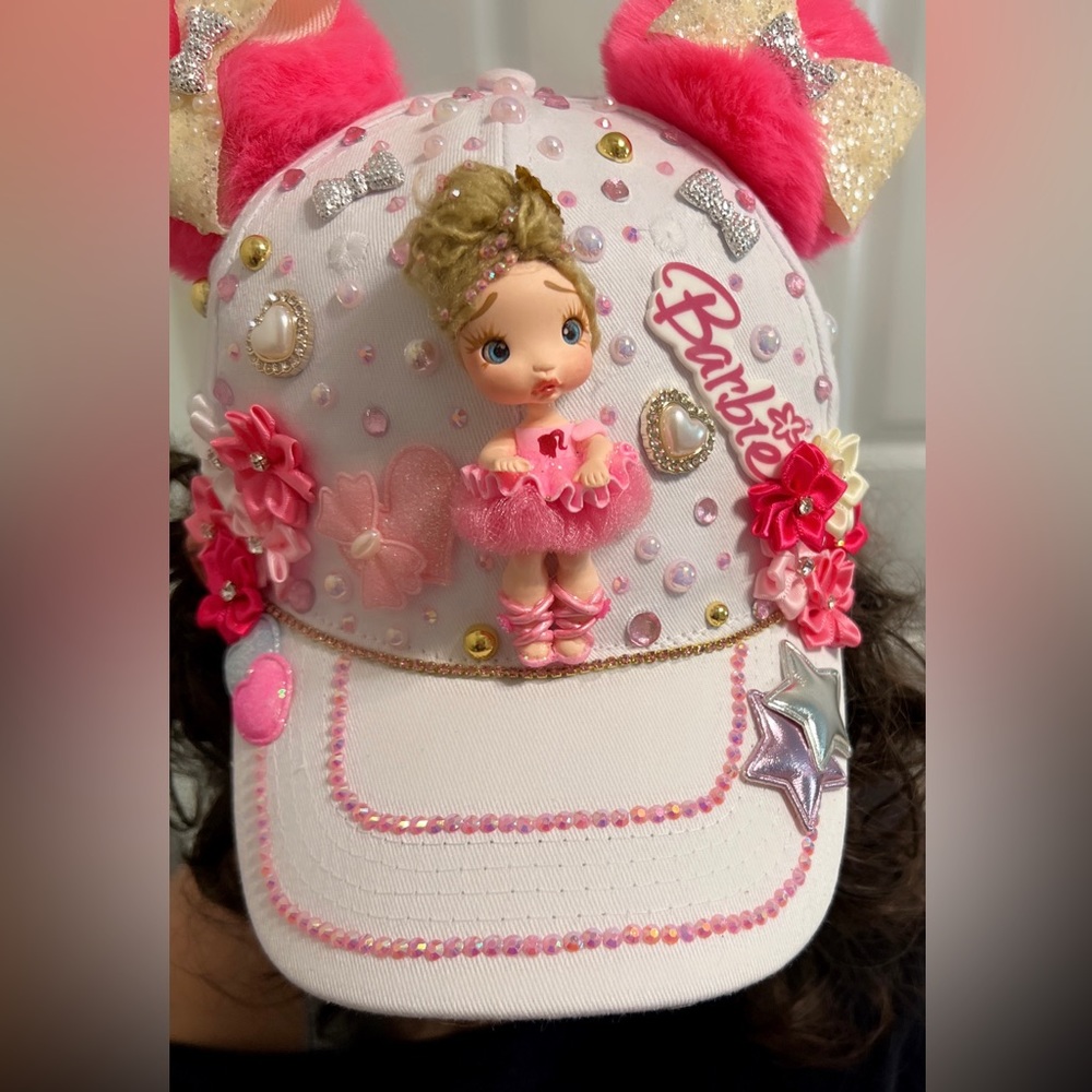 Pretty and fancy girls hat hand made